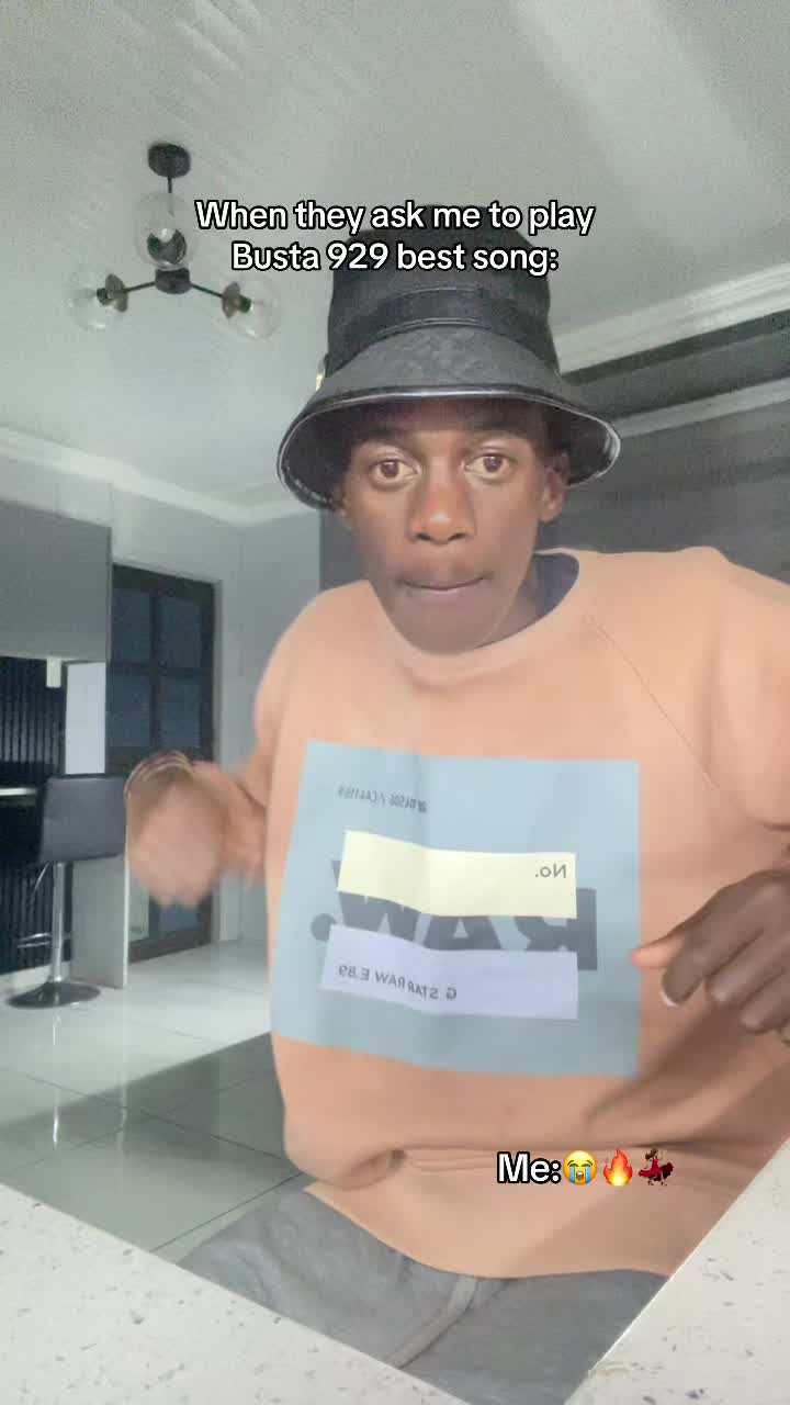 @momo
