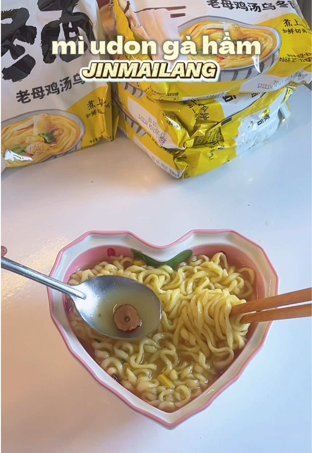 @𝒎𝒐𝒐𝒏 ᥫ᭡