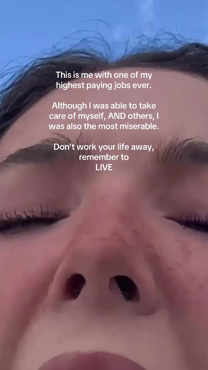 @valigatorlotus