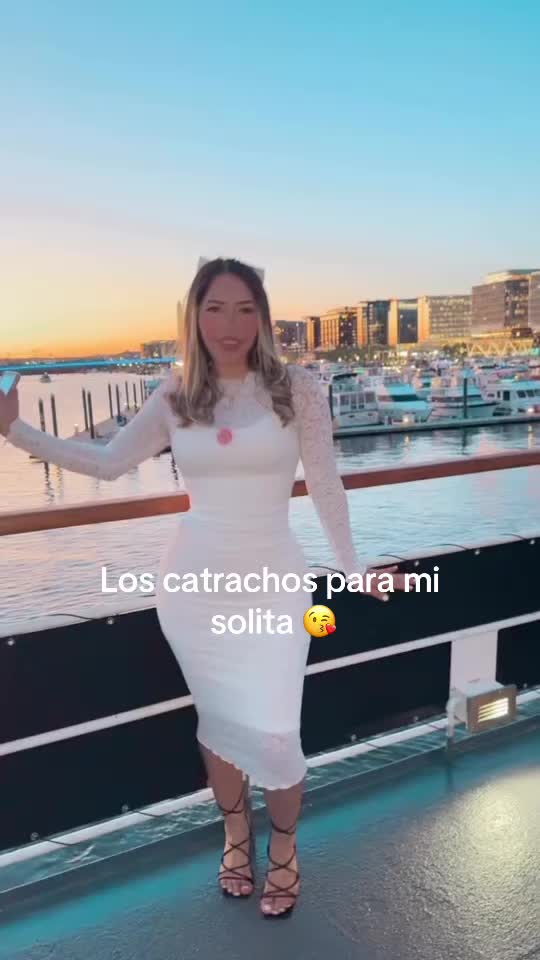 @Angie ✨