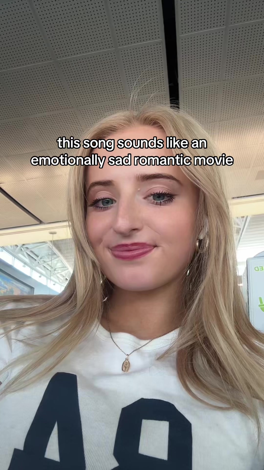 @ANNA RANDONE