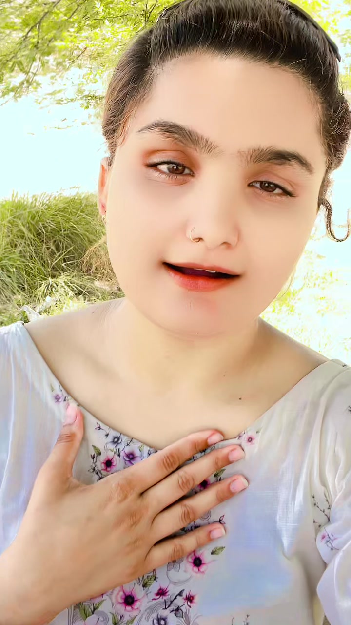 @Chahat❤️