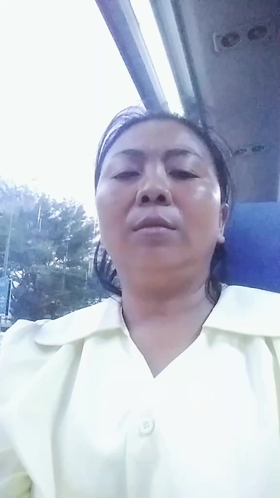 @ឡាញ់ សារុំ