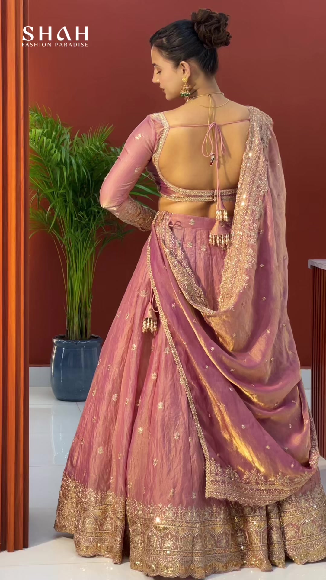 @SHAH FASHION PARADISE