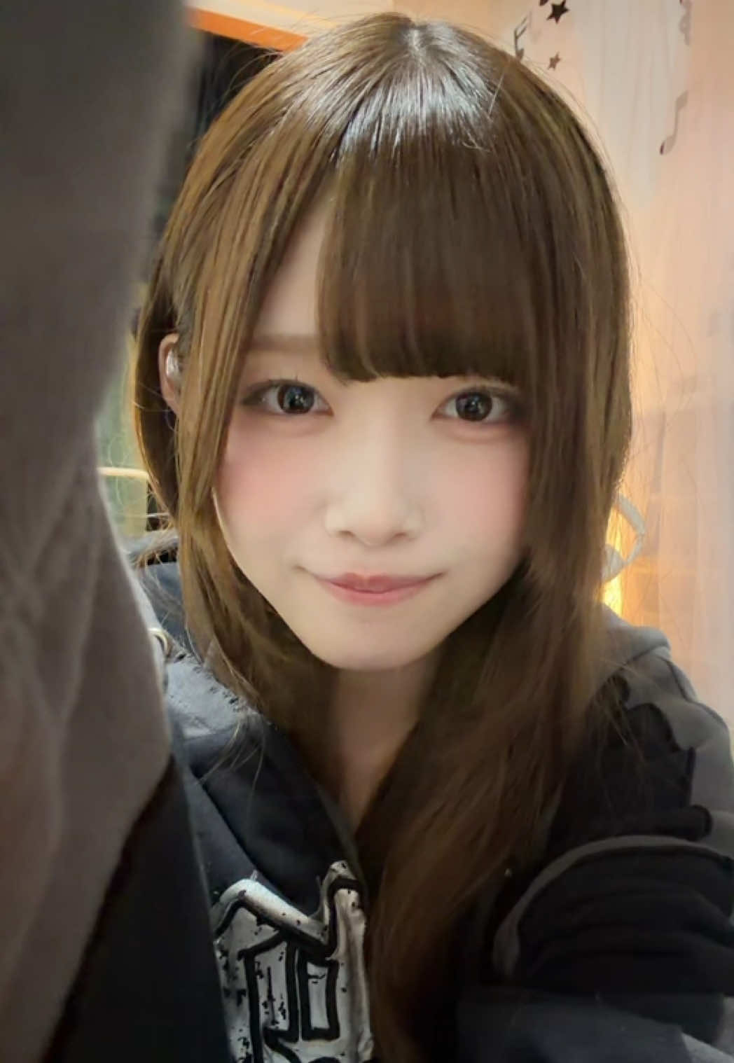 @むむ