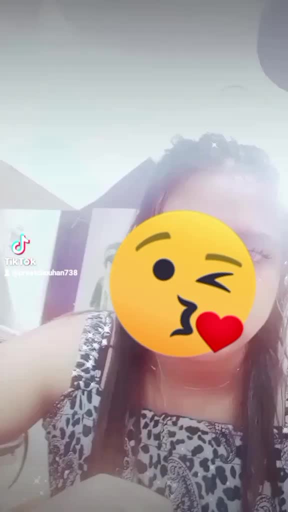 @Preet chuhan 738