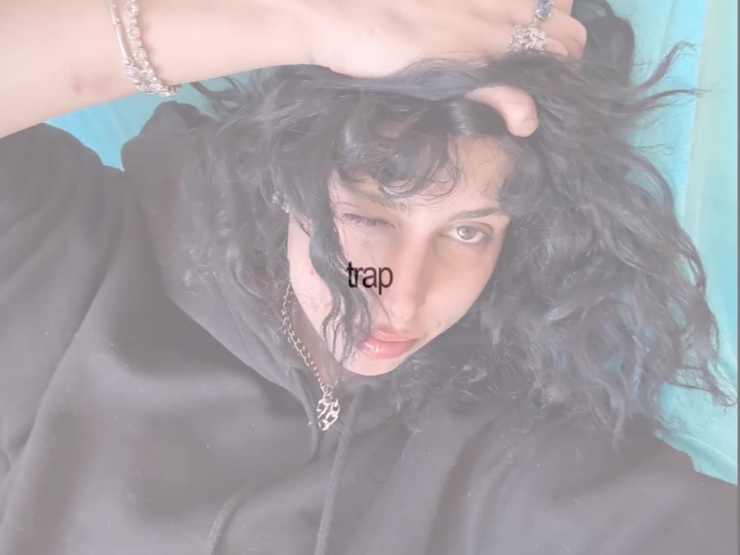 @️