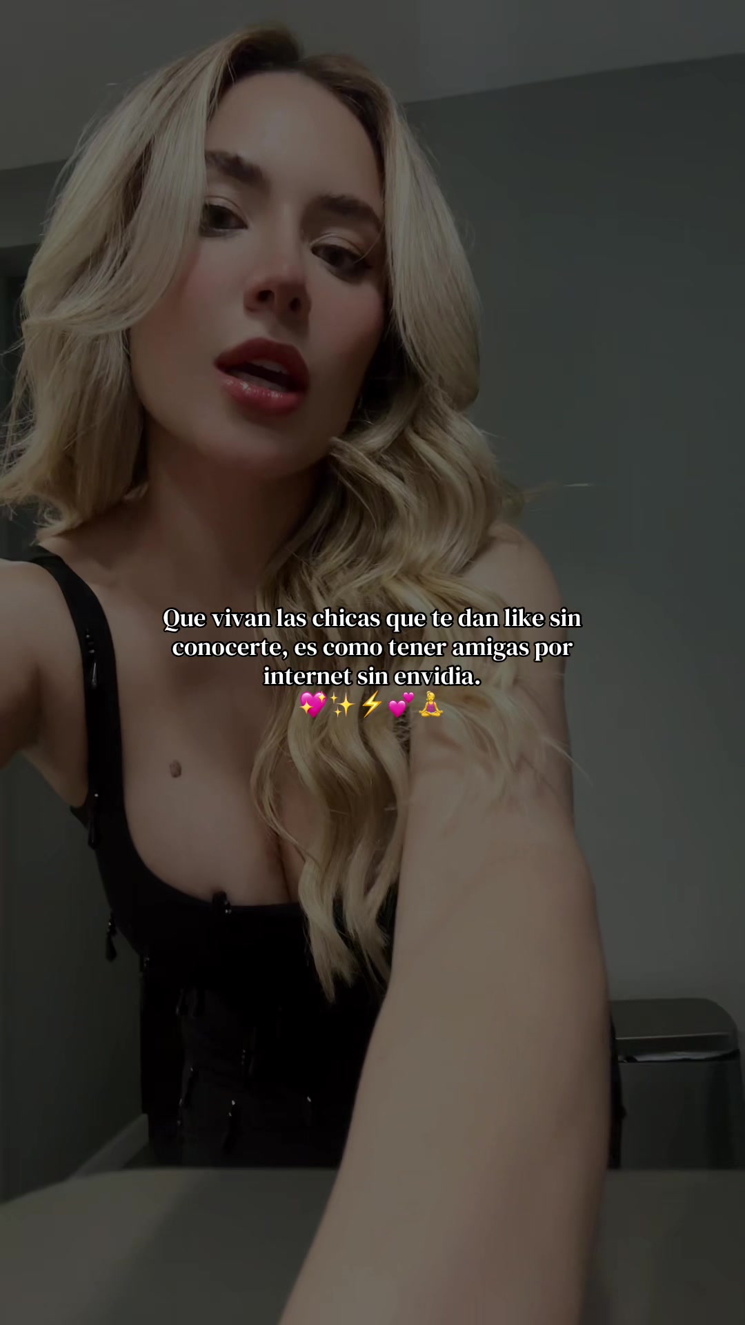@kkrisgrzz