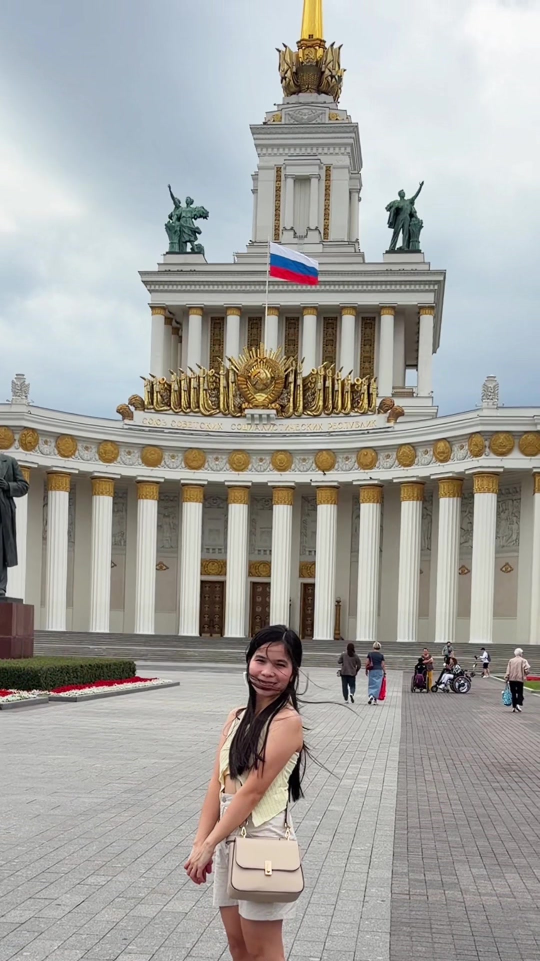 @Chola in Russia on IG🇵🇭🇷🇺