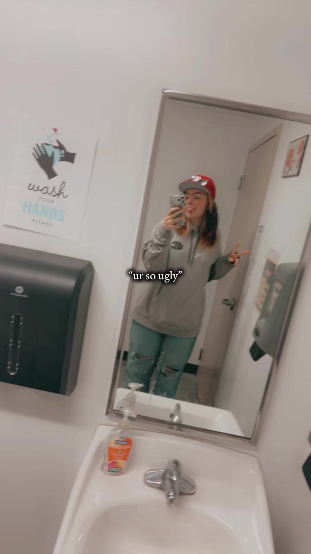 @Mia.
