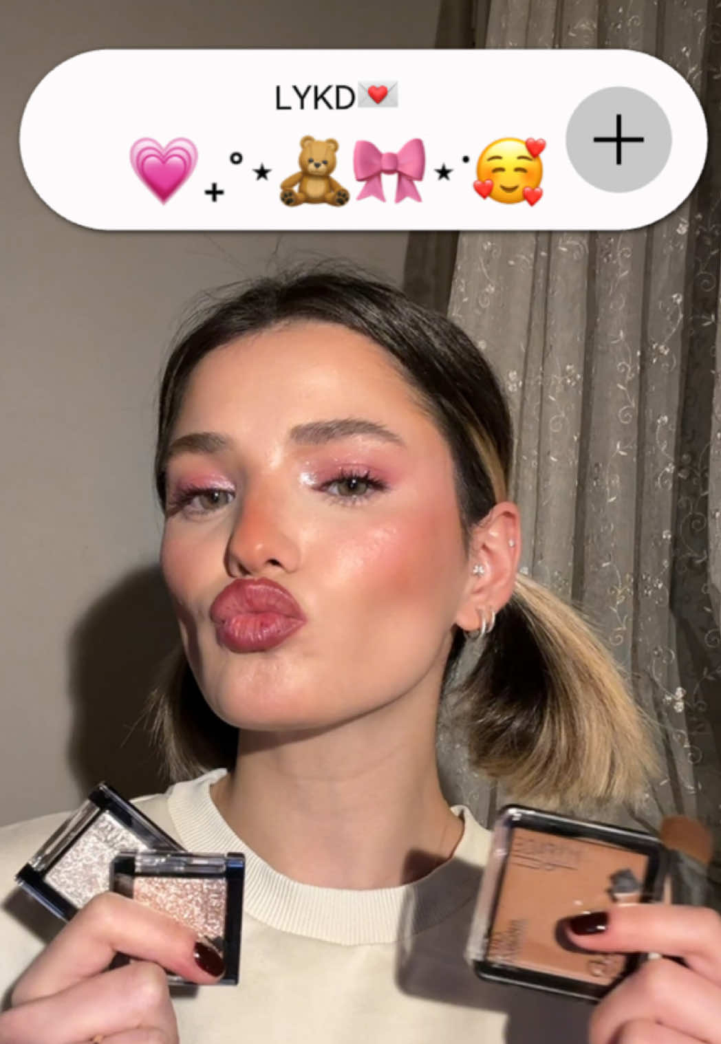 @Özge Akgül