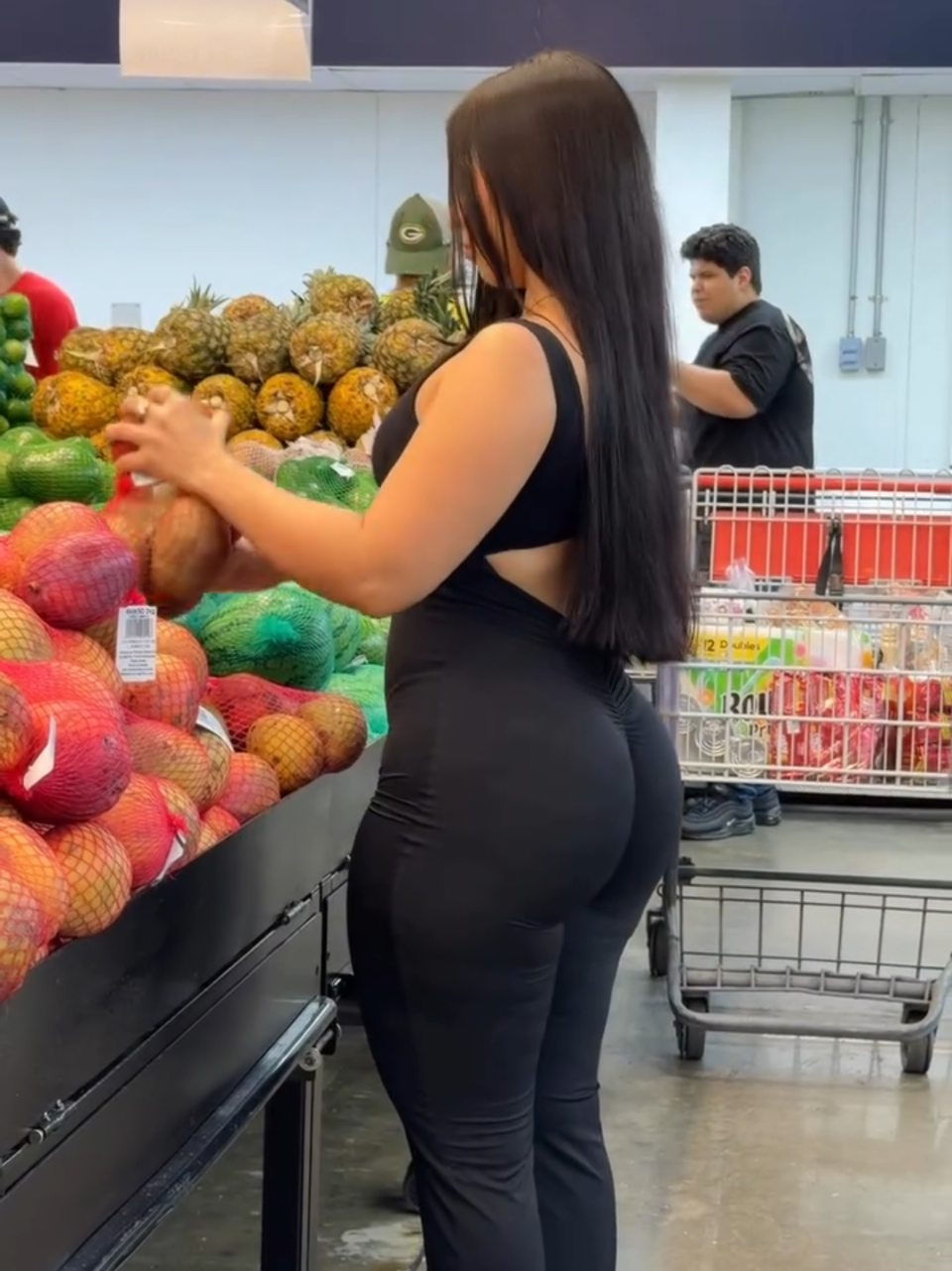 @Ana