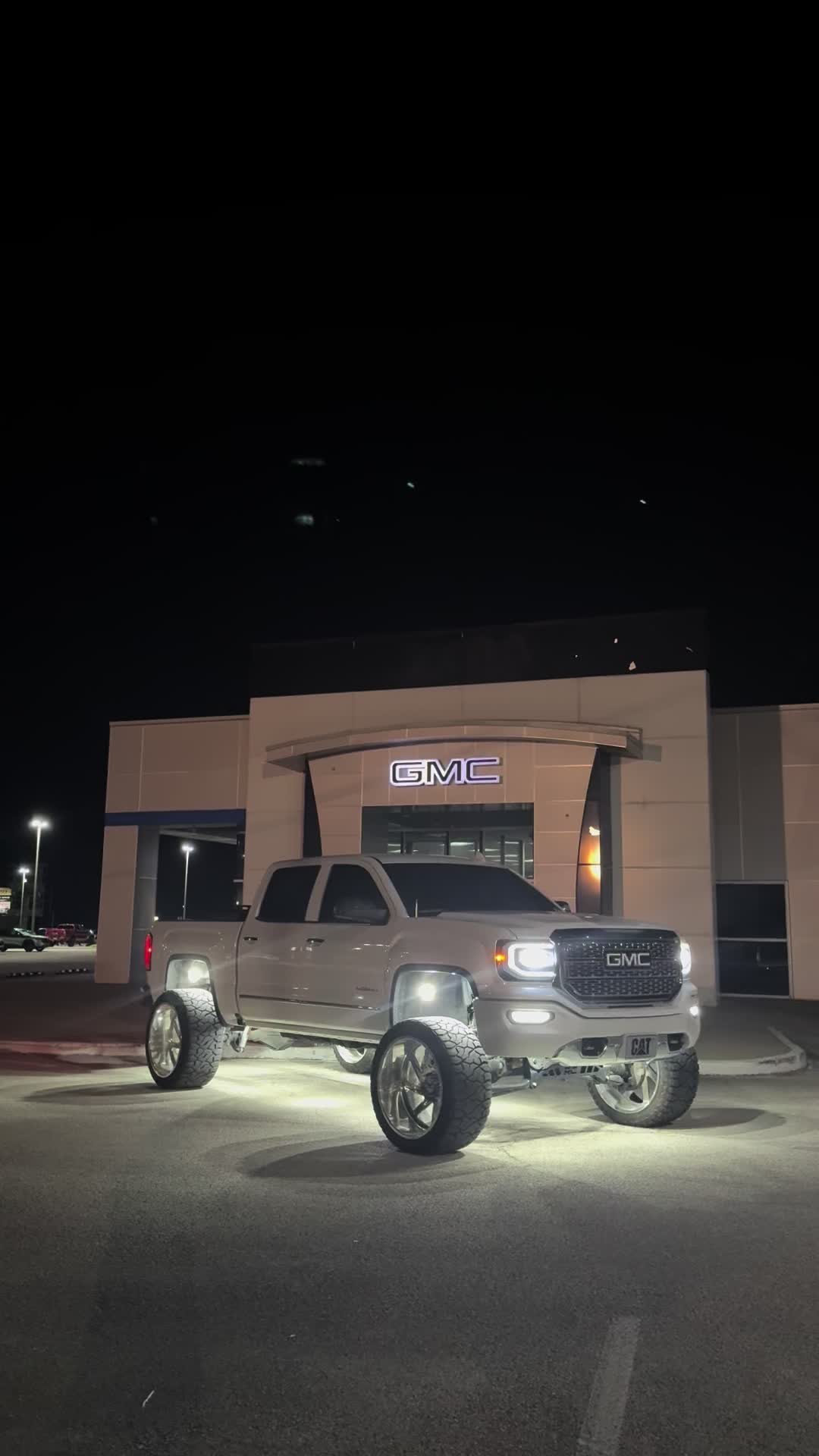 @𝒥𝒶𝓍𝑜𝓃