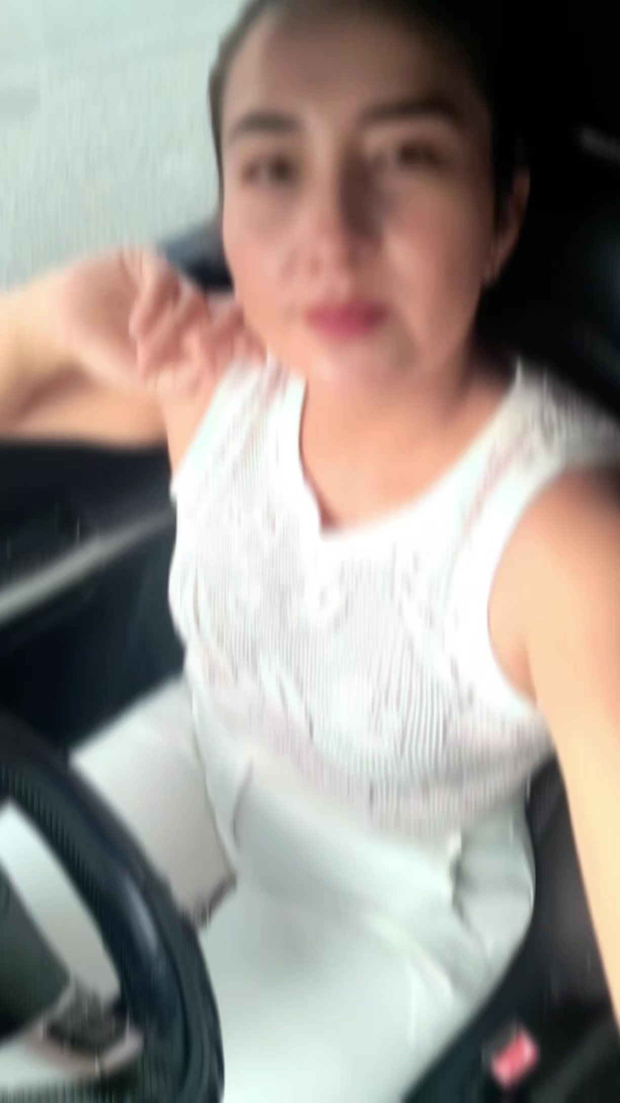 @"Pequeña" Lu"