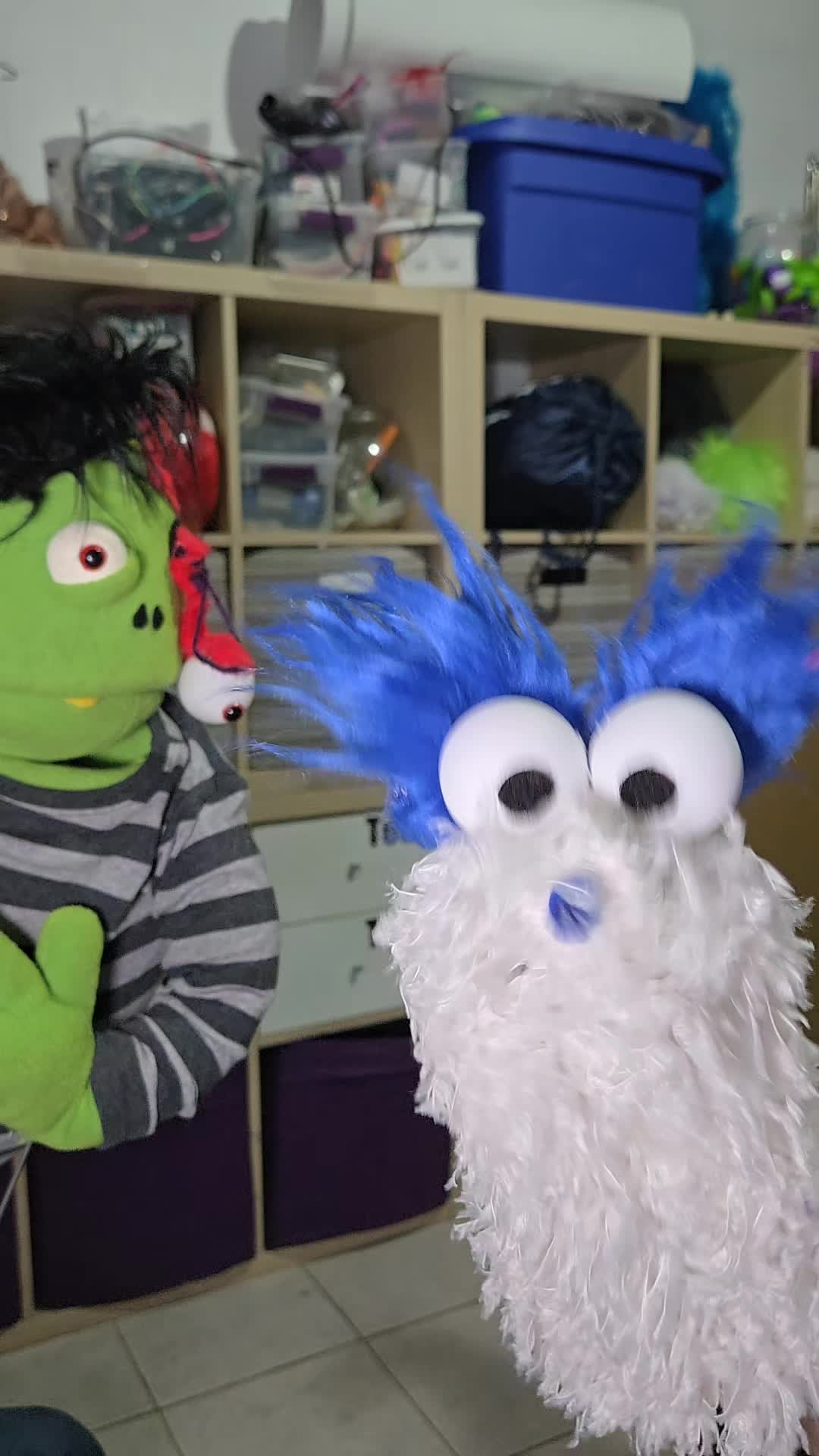 @lvpuppets