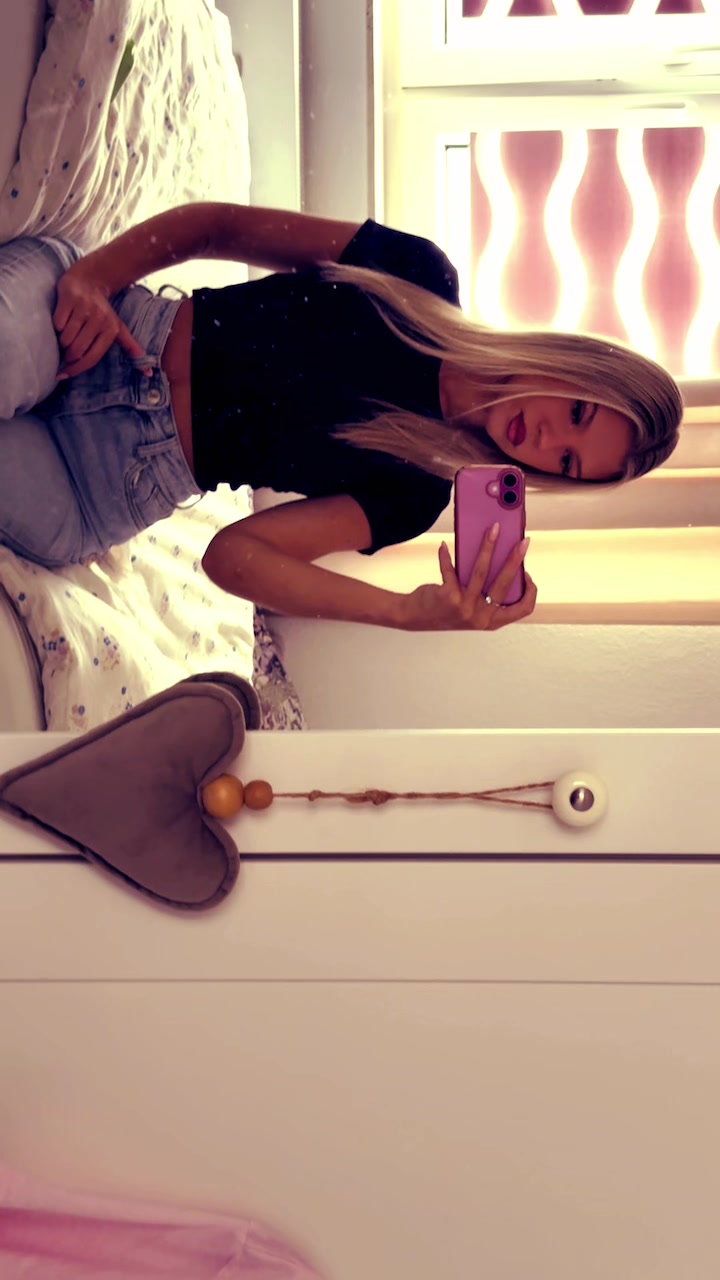 @𝐬𝐞𝐥𝐢𝐧𝐚