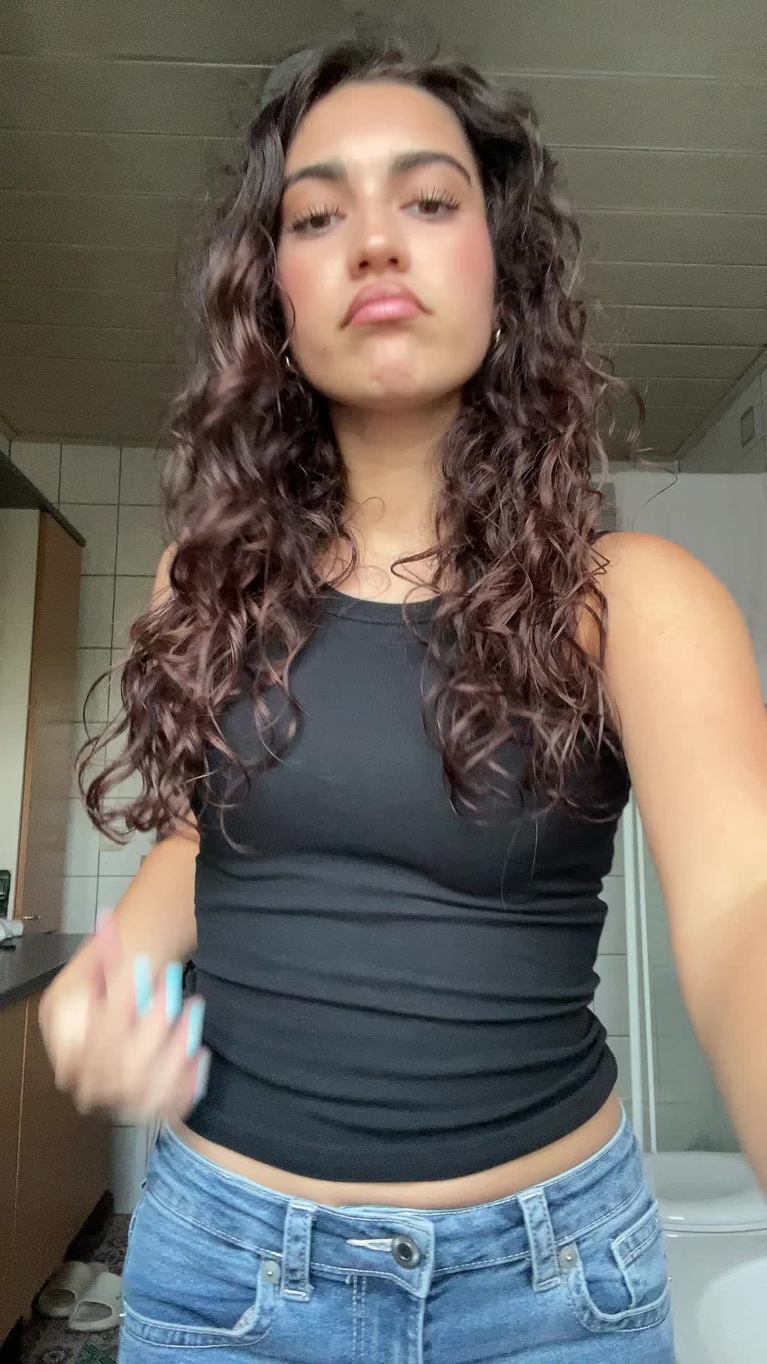 @𝐍