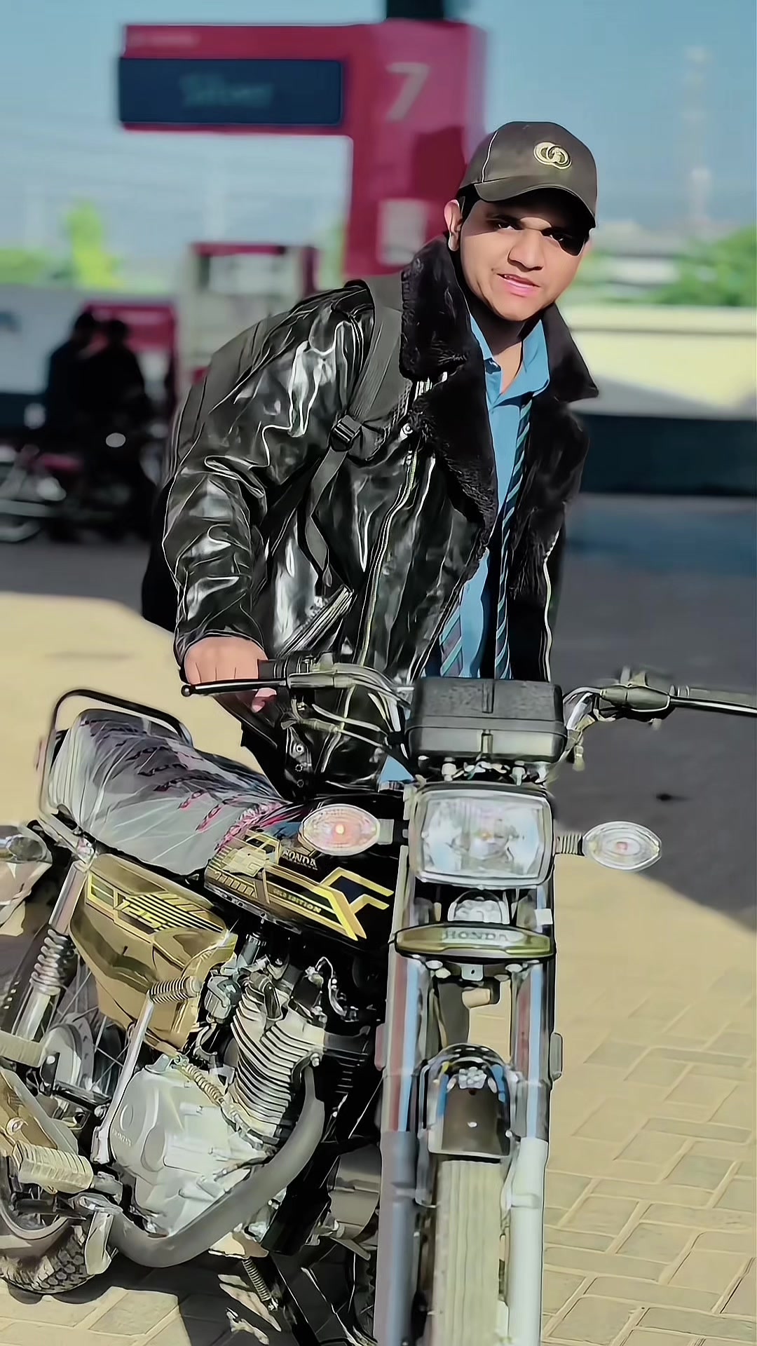 @R 么 𝚈 𝚈 么 𝙽 🇸🇦