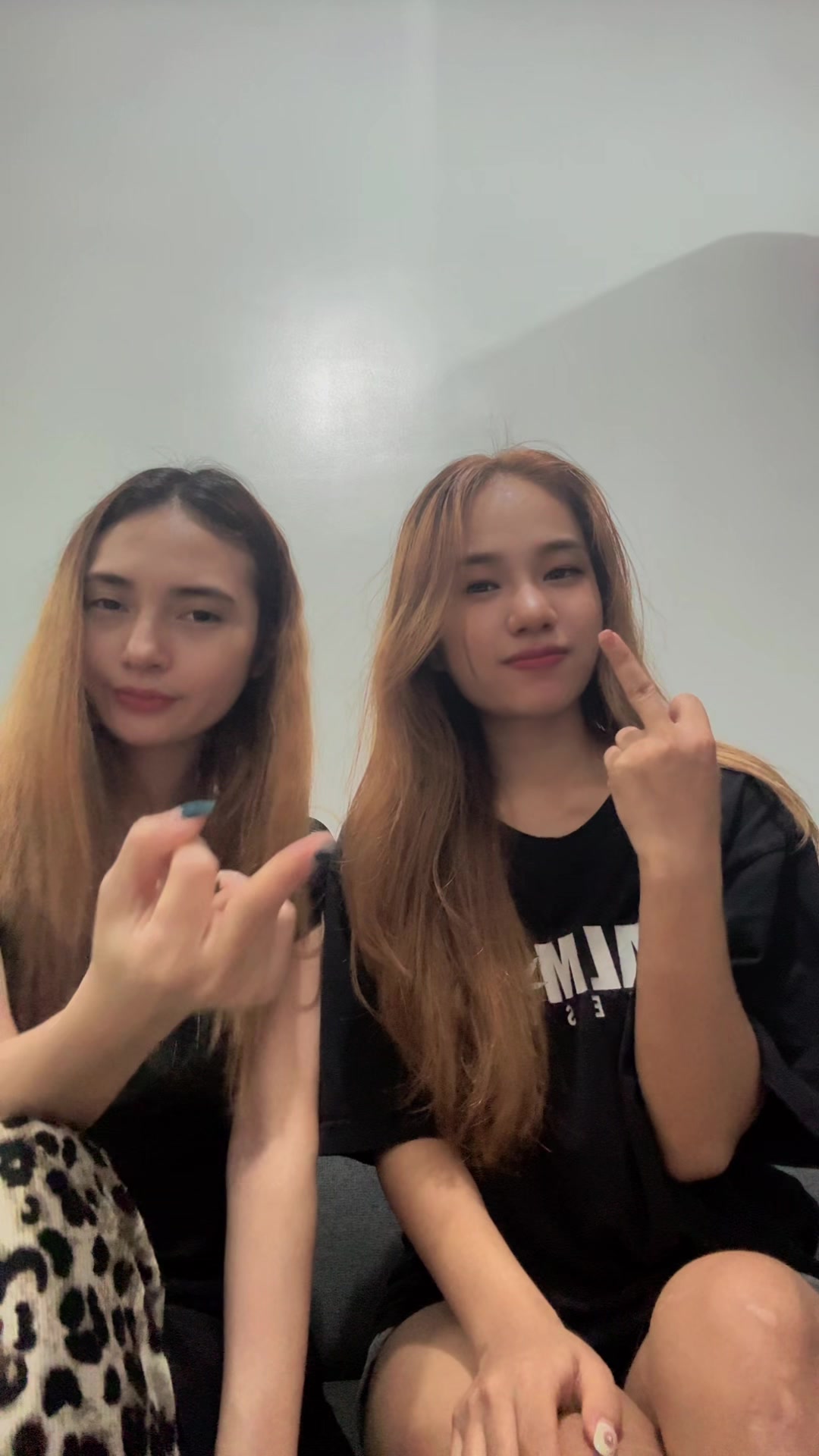 @Hlu