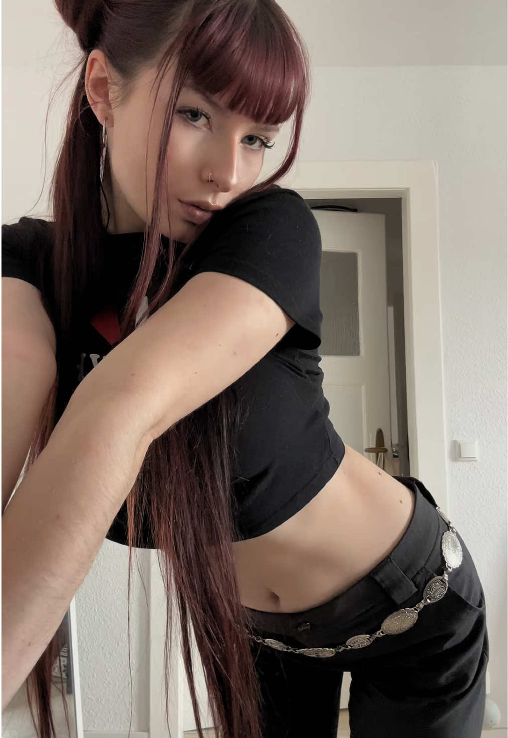 @‧₊˚✧VIV✧˚₊‧