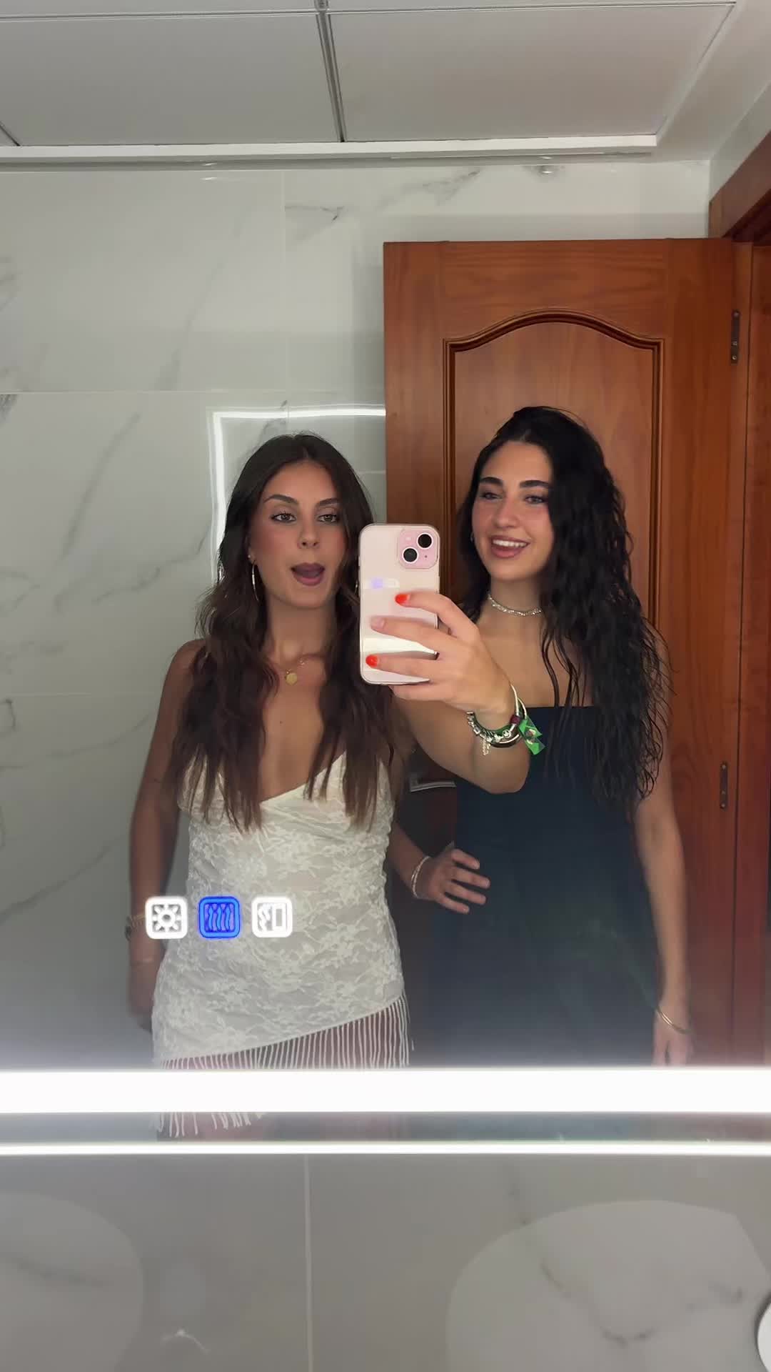 @Mariela.