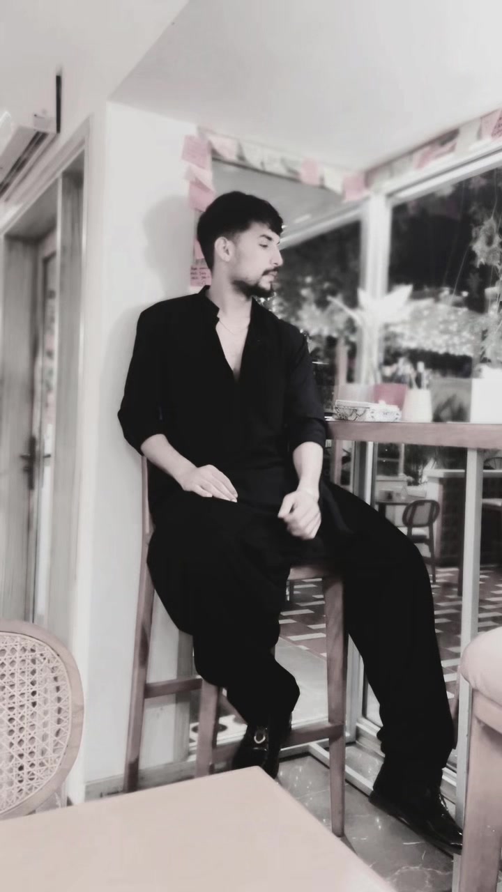 @ADIL AFZAL⚜️👑