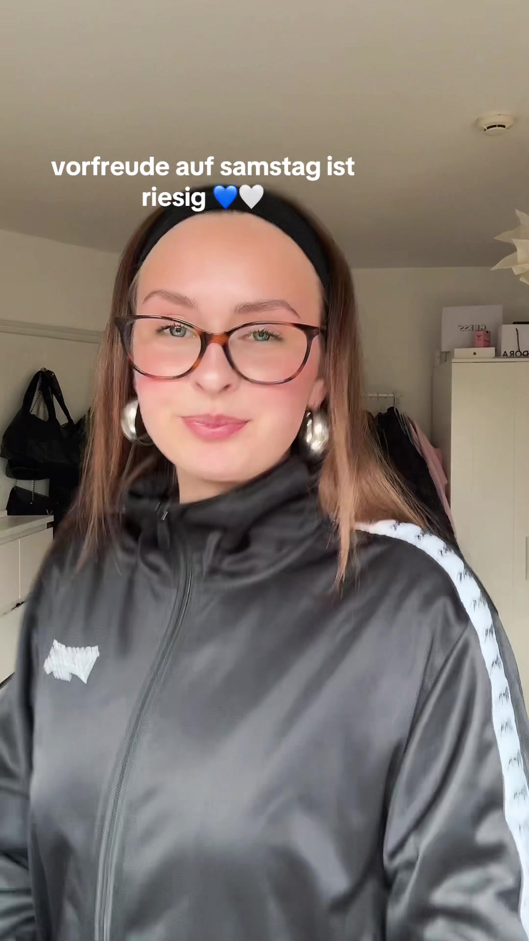 @anni.fcs04