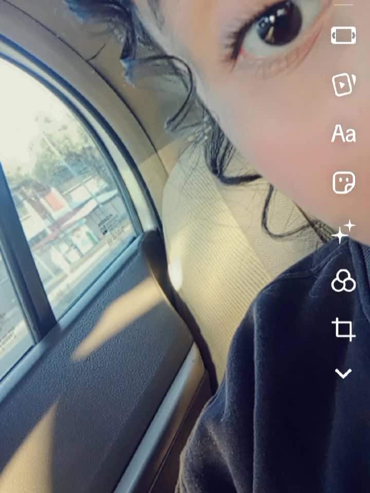 @𝐣𝐮𝐝𝐢𝐭𝐡 🫐