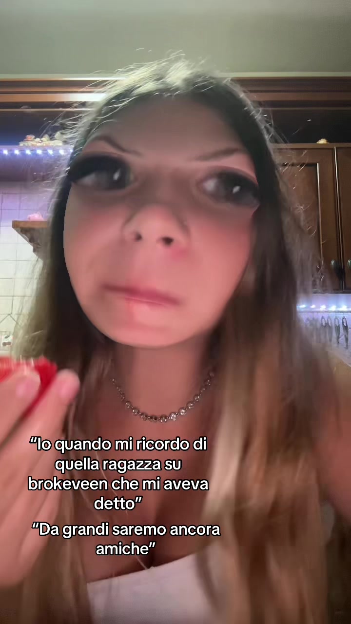 @𝐍𝐨𝐞𝐦𝐢🪩