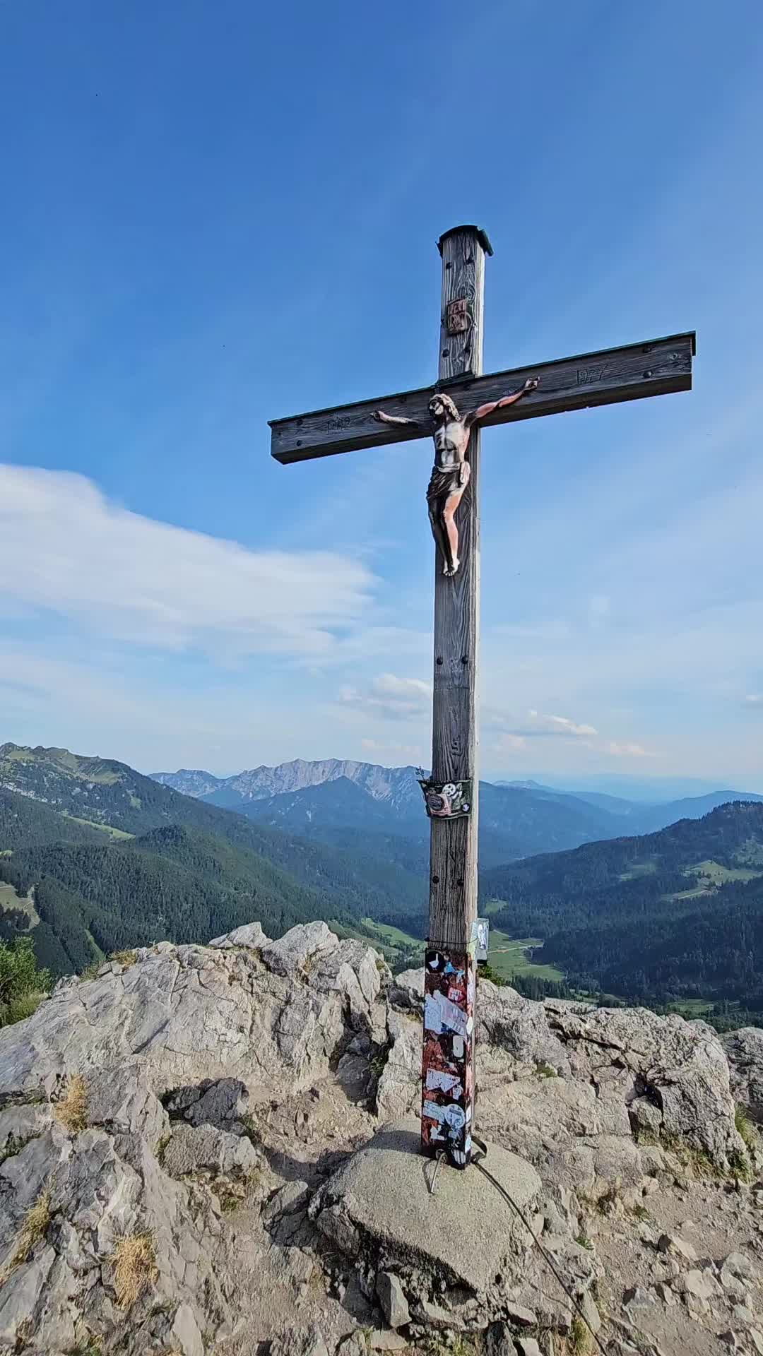 @K E R S T I N 🥾🌤⛰️🍀💯😘💃