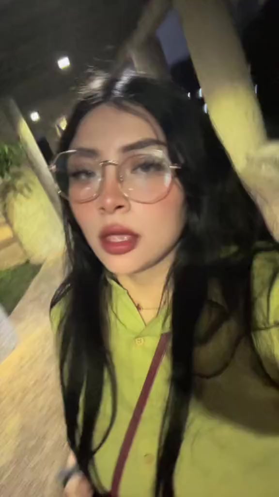 @๐ข๐ojitos -verdes๐๐ข