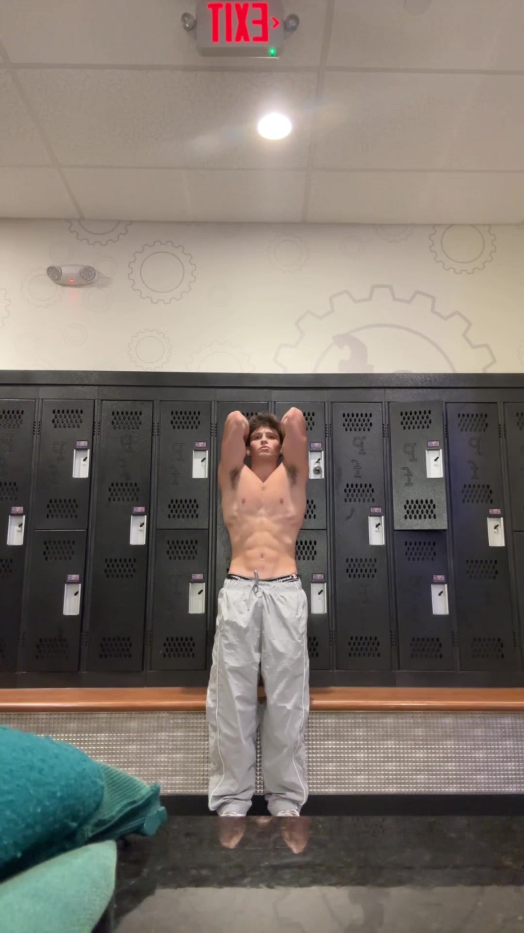 @anthonygach0