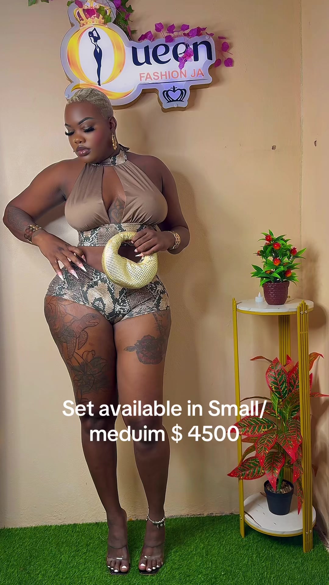 @queenfashionja0