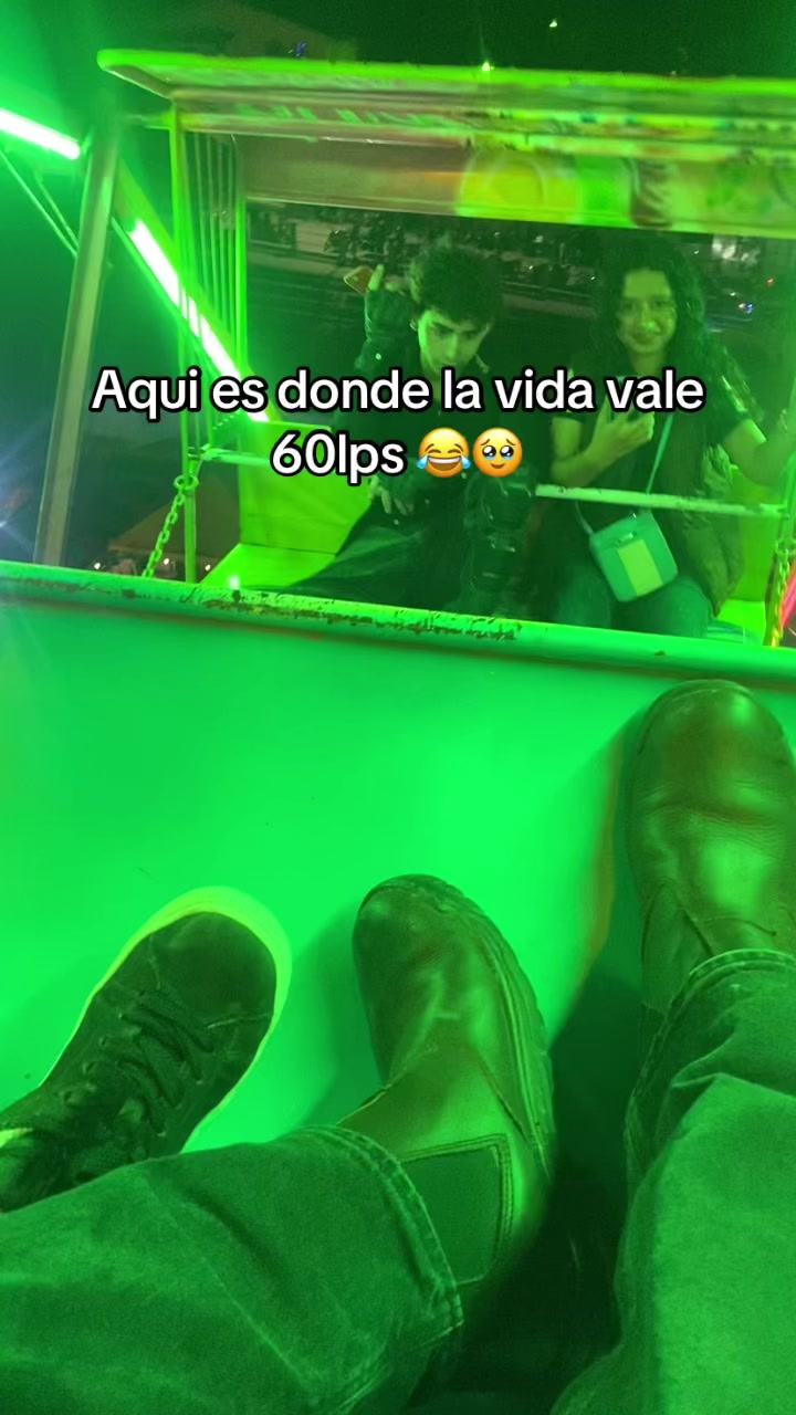 @Si me sigues te sigo 😍😌😭