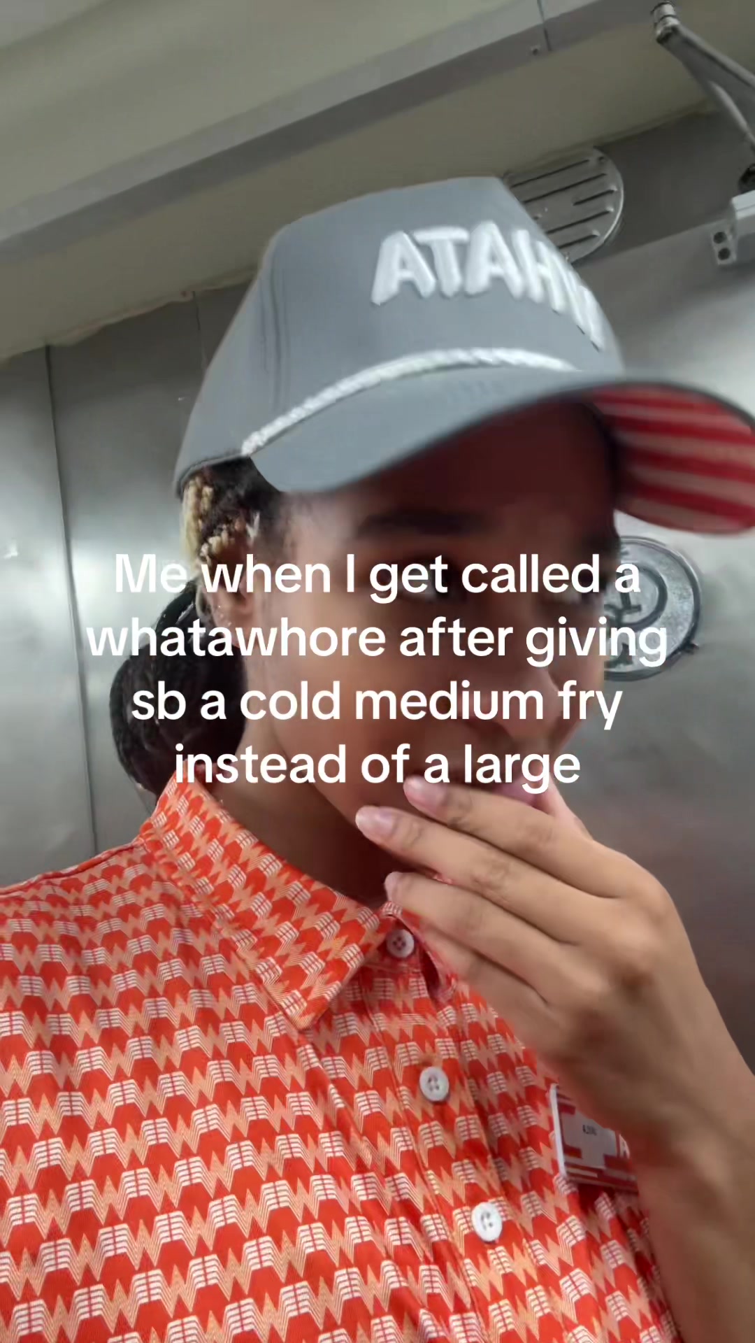 @😗