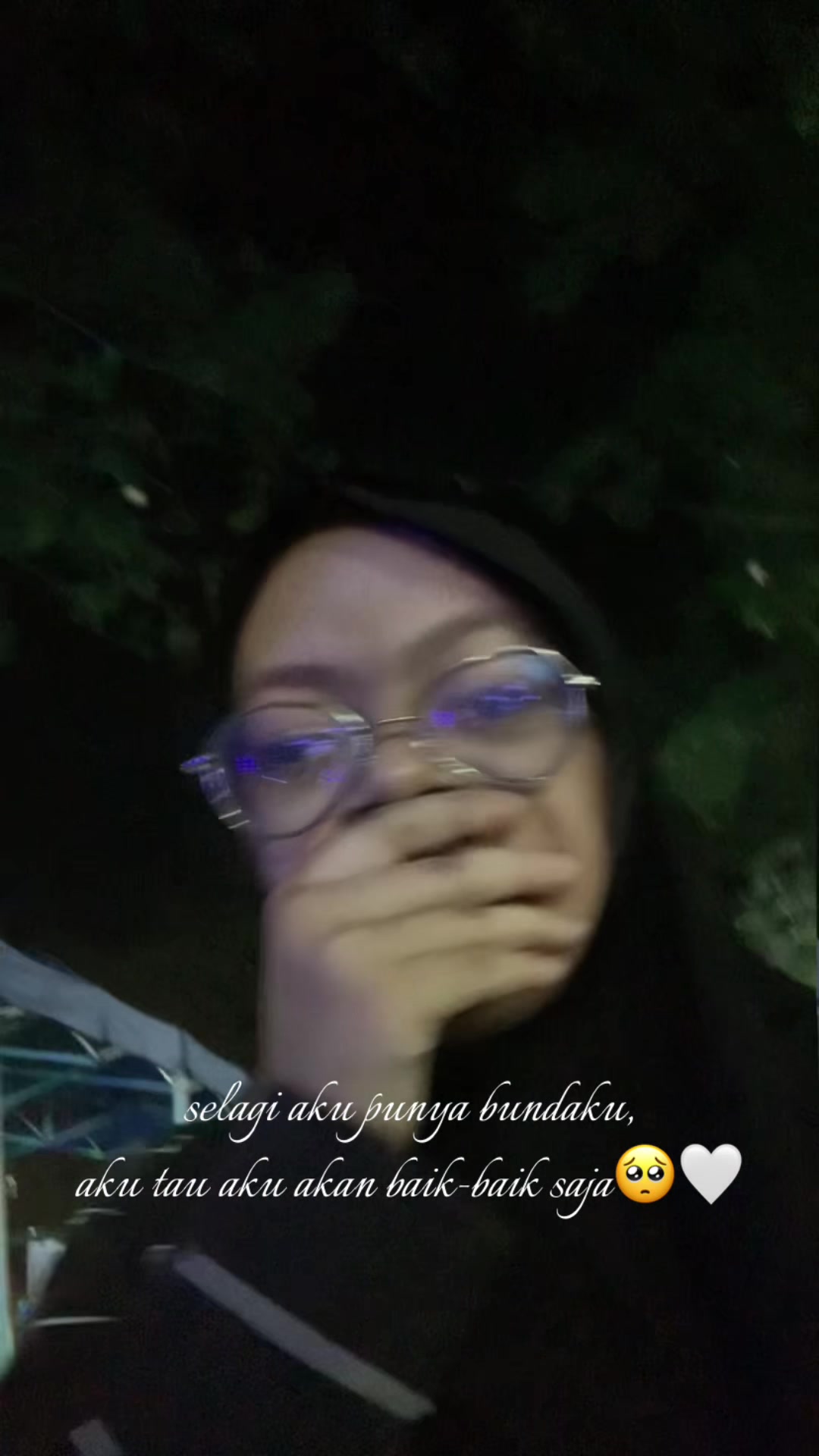 @—az