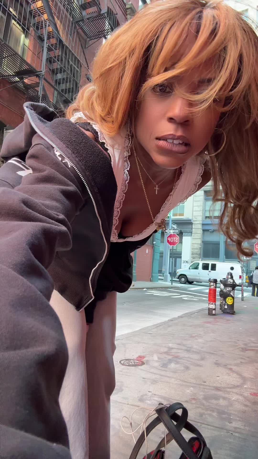 @Chris Brown-Actress-Lifestyle