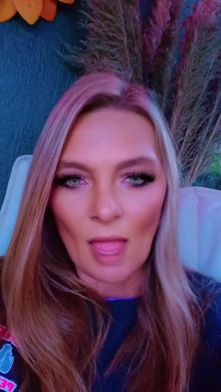 @🧡🖤ItsJessTheMess🧡🖤