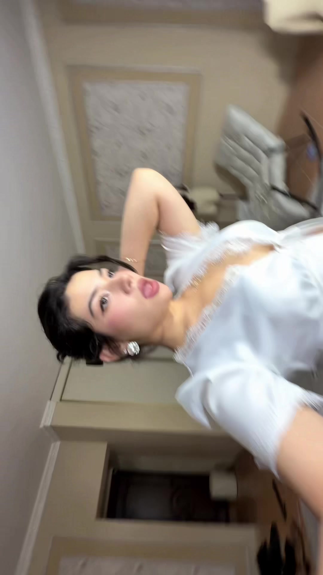 @Di