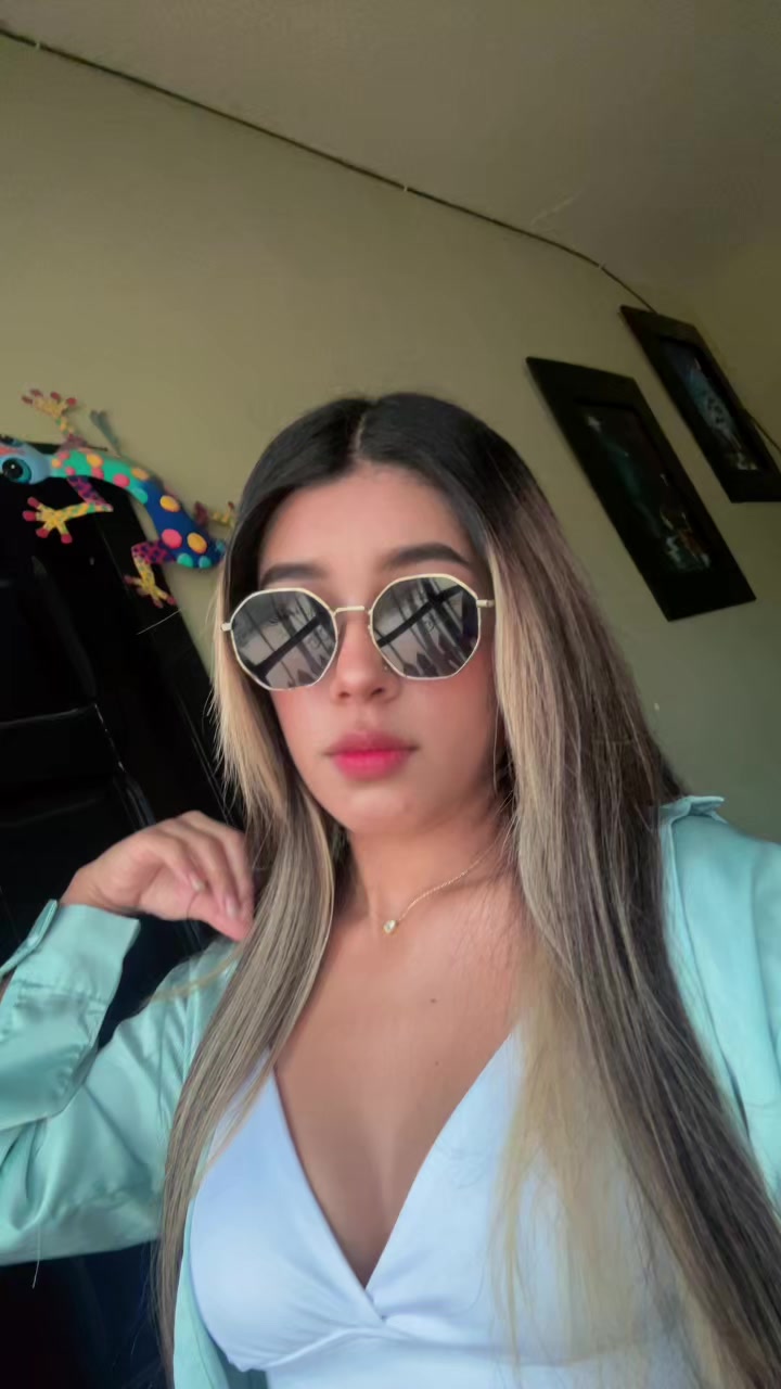 @NaomySC🫦🔥
