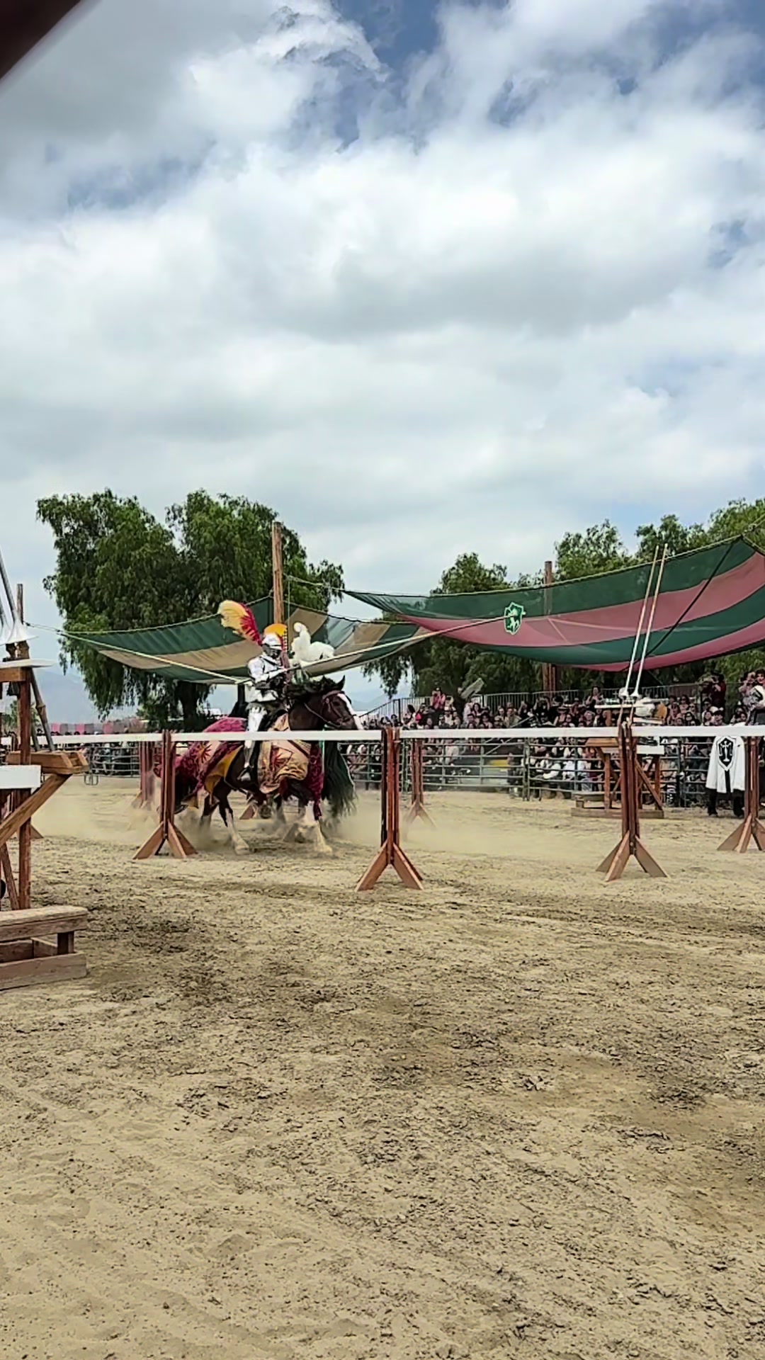@Renfair.com