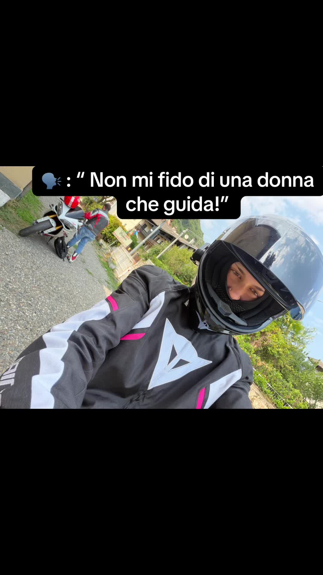 @tricksyyydaisyyy