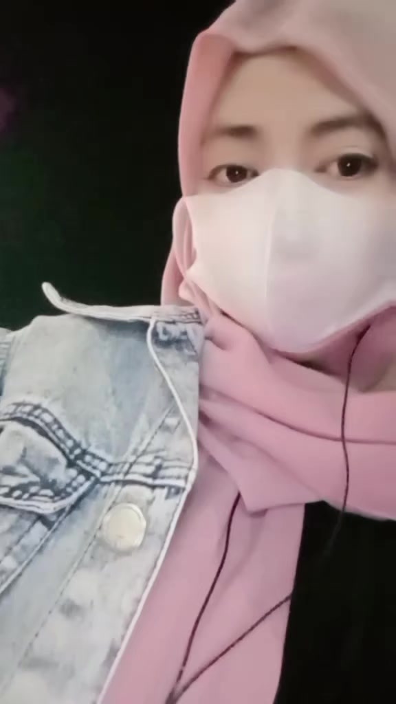@Dari Kontak Anda