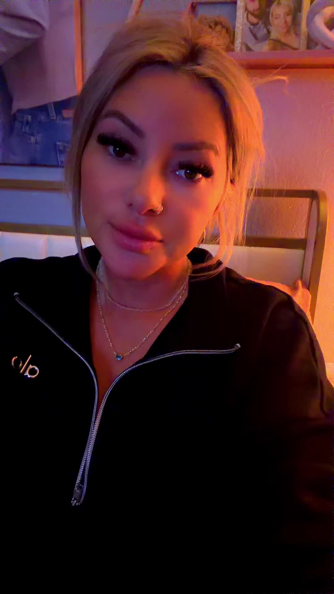 @KALLEE | MAMA | RN