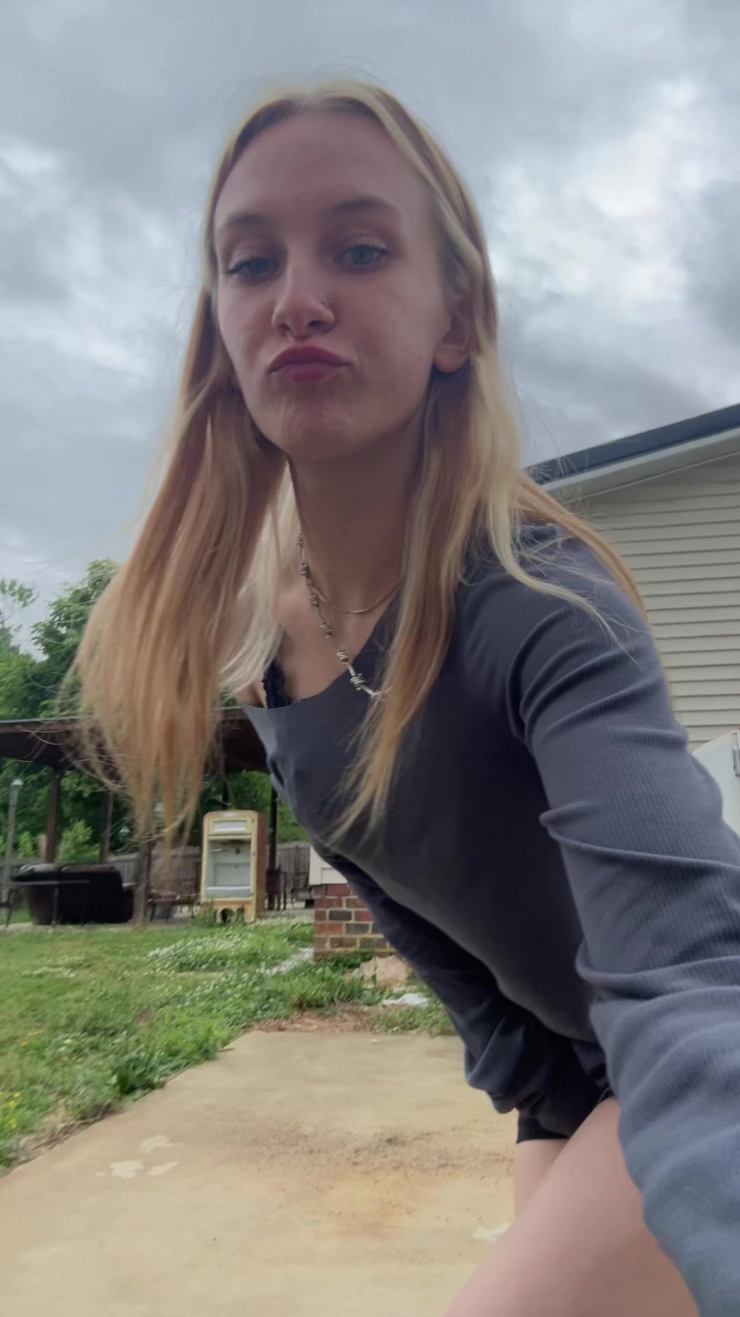 @IAMRLYHERE
