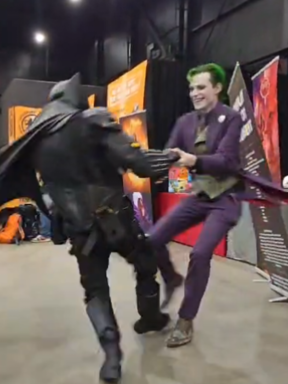 @JokersKnives Cosplay
