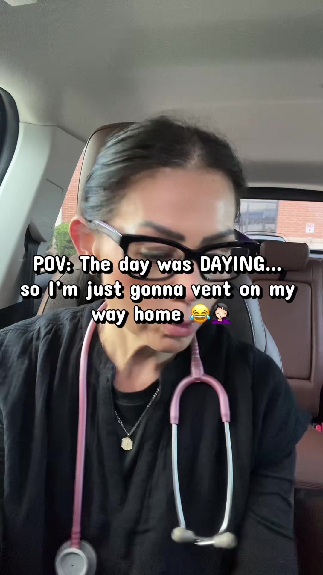 @yvonne.ghalleb ✝️
