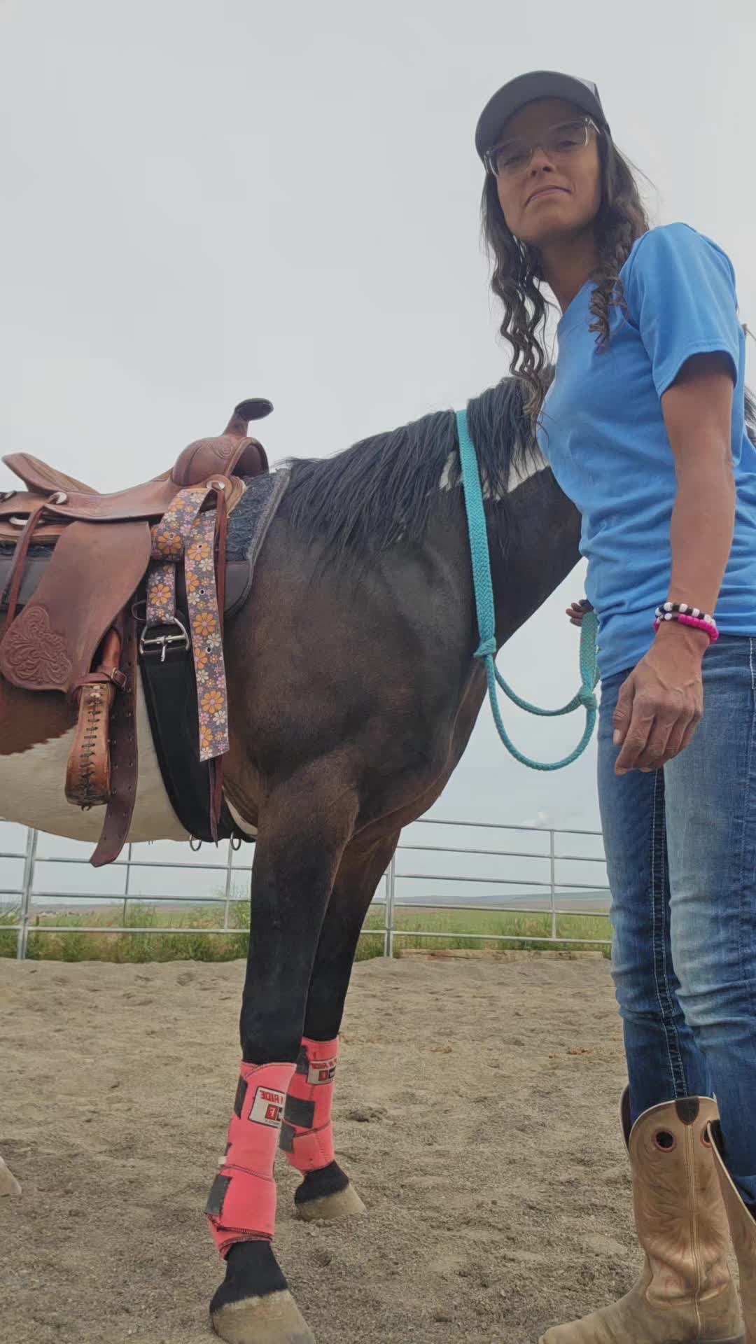 @Cowgirl Tuff Colt Training ❤️