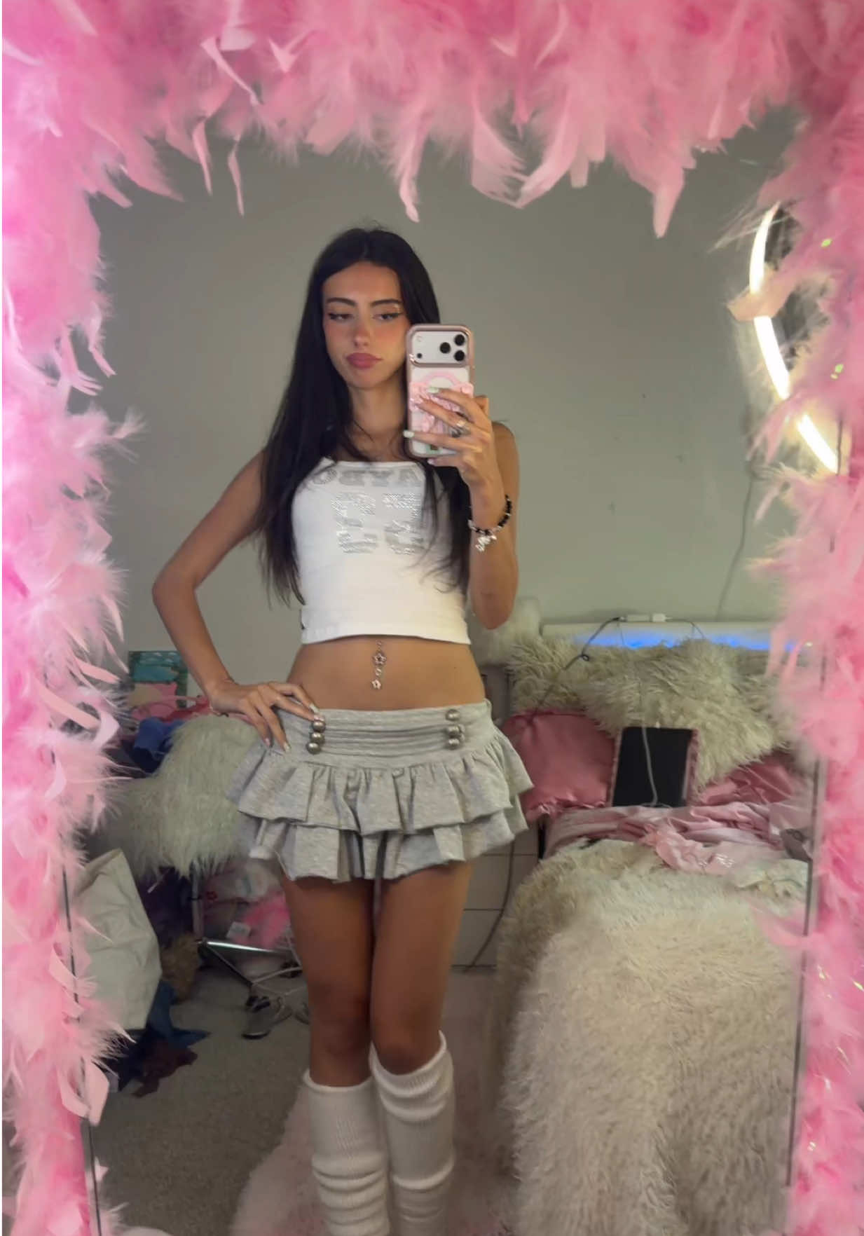 @✩* ・゚。✧・