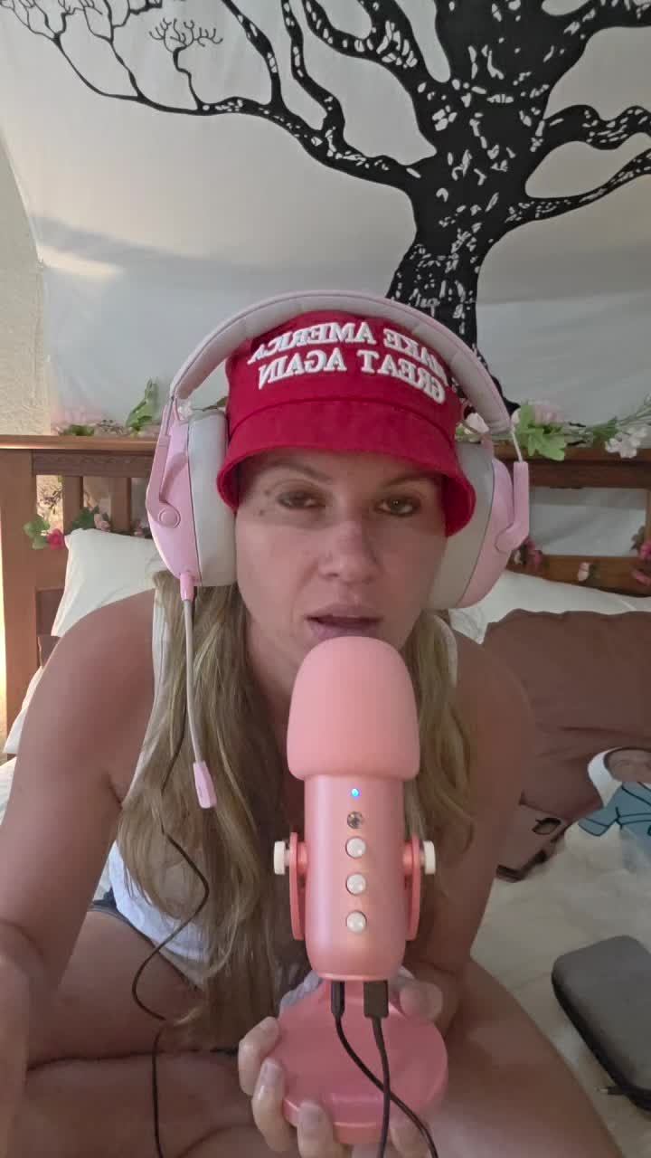@𝙏𝙝𝙖𝙩_ConservativeQueen